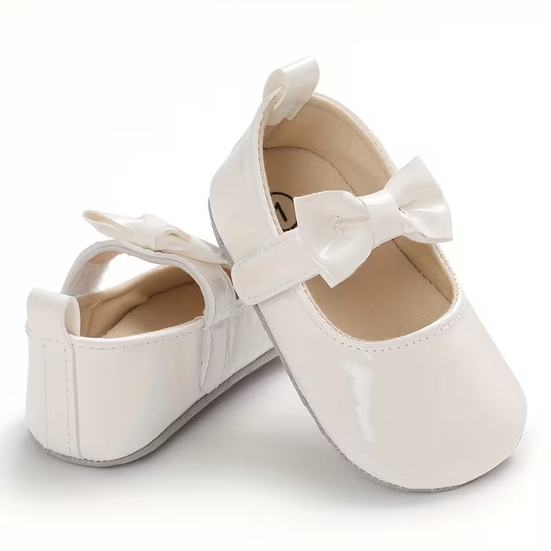 Baby Princess Shoes with Cute Bow – Elegant Flat Shoes for Newborns (0–1 Year)