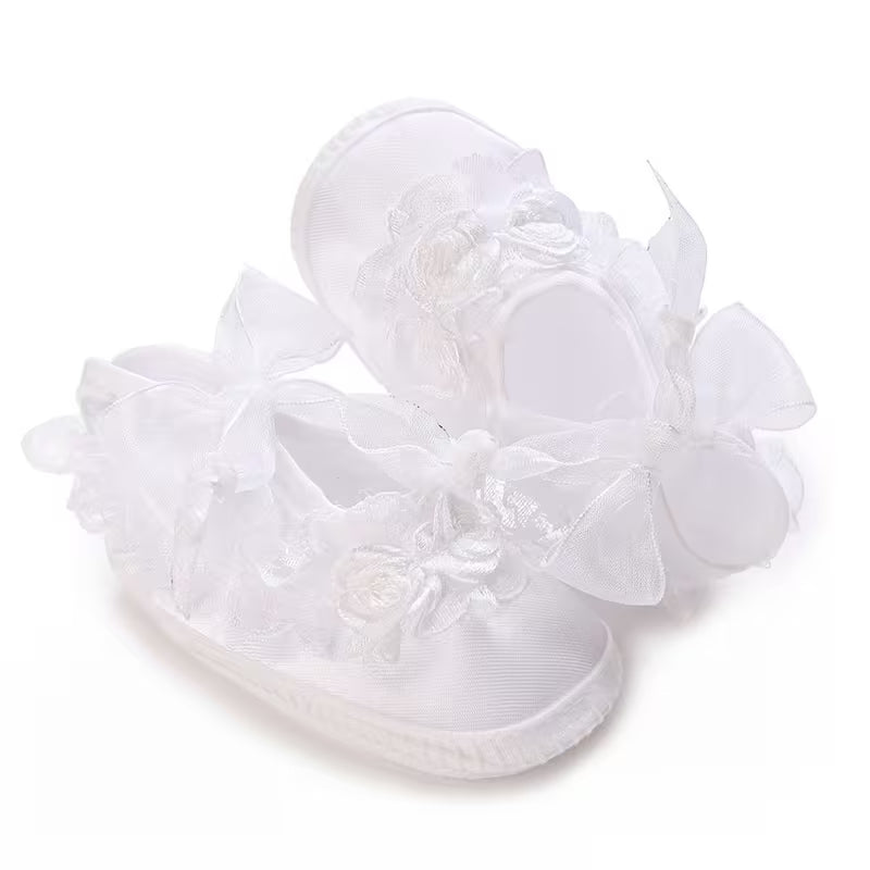 Girls’ Lace Bow Shoes – Cute, Lightweight & Stylish Walking Shoes