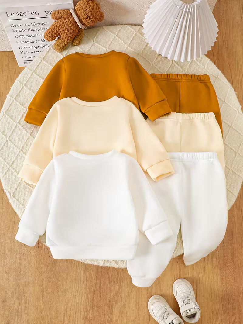 6-Piece Baby Girls’ Velvet Clothing Set – Love Letter Print Sweatshirt & Matching Sweatpants for Autumn and Winter