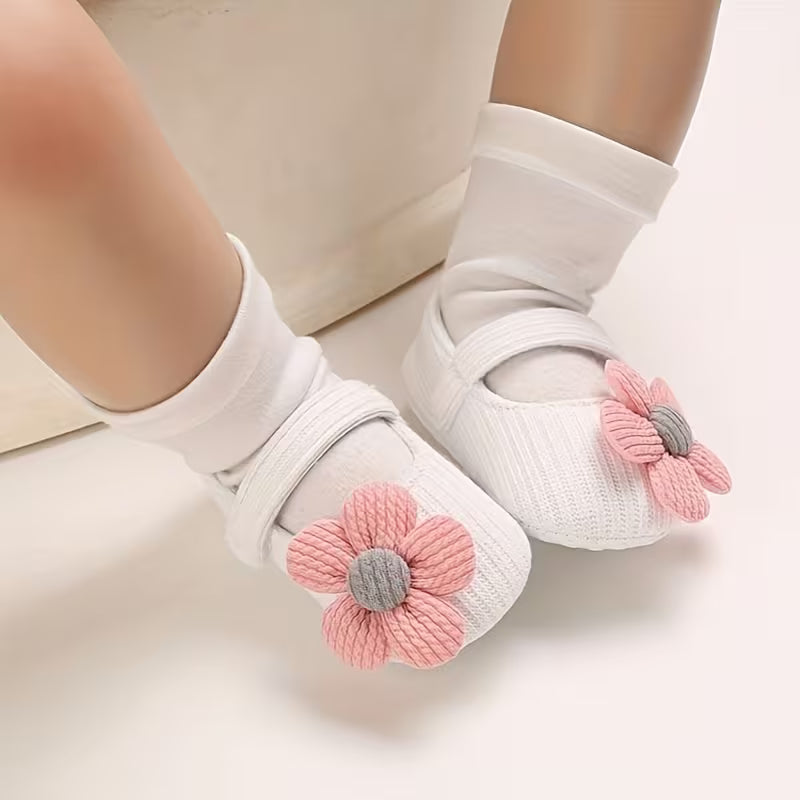 Baby Girl Princess Shoes – Cute Floral Mary Jane Flats for 0–6 Months
