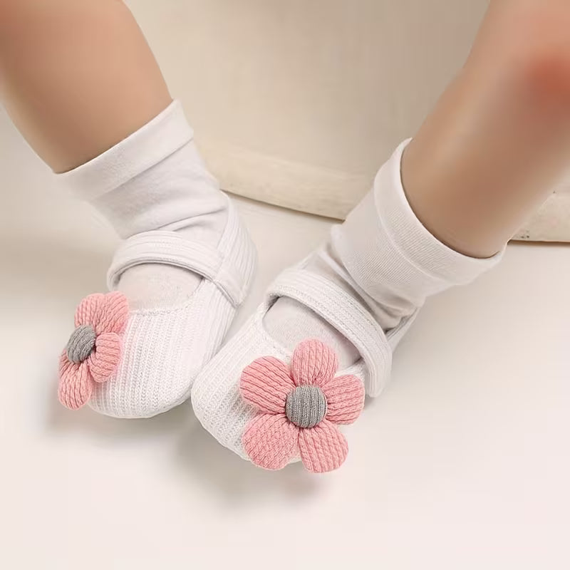 Baby Girl Princess Shoes – Cute Floral Mary Jane Flats for 0–6 Months